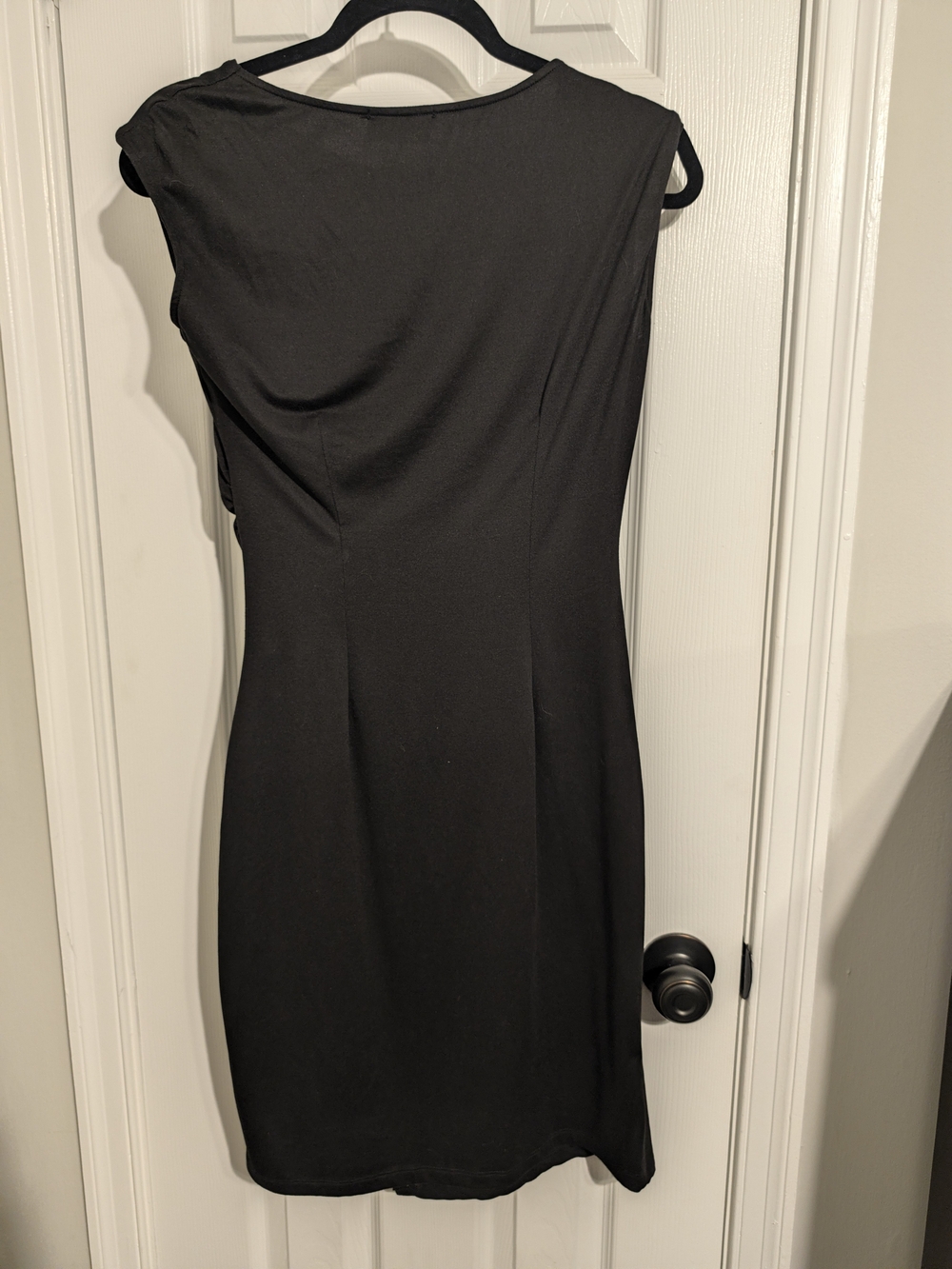 Sleek Black Cap-Sleeve Midi Dress - Brand Unspecified